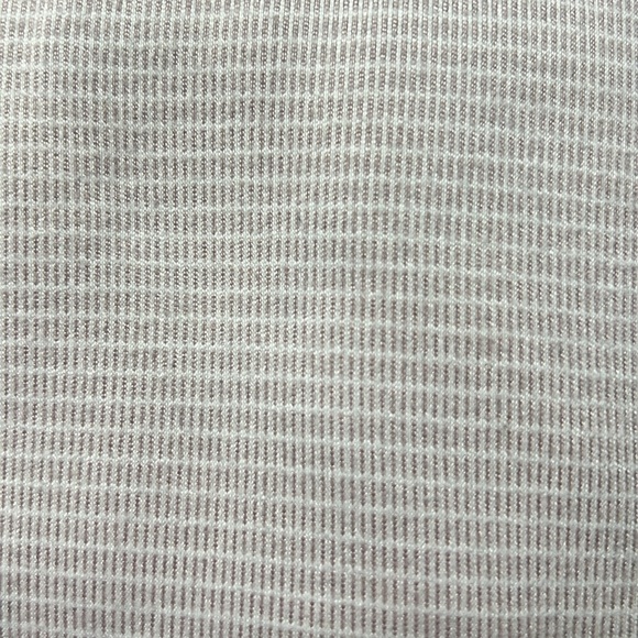 Avalanche women’s top - Picture 7 of 8